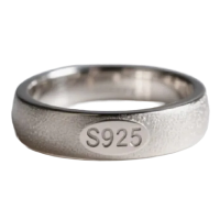 S925